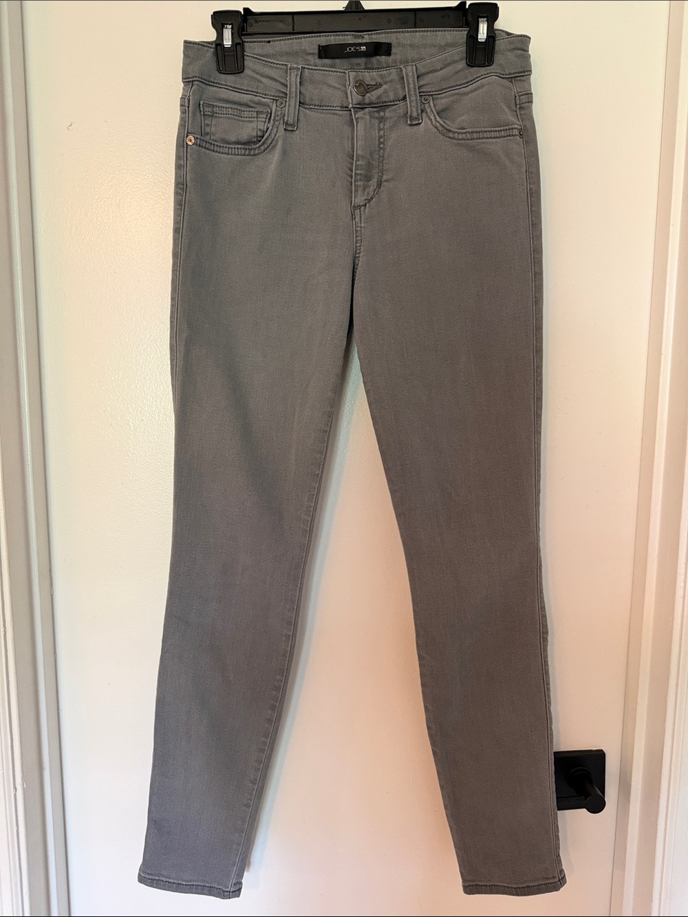 Joe's Jeans "The Skinny" Mid Rise Gray Denim Pants Size 27
